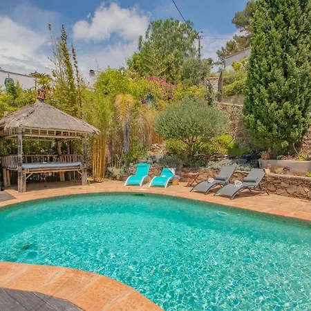 Savuti Vue Mer Piscine Proche Plages Villa