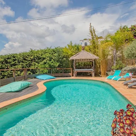 Savuti Vue Mer Piscine Proche Plages Carqueiranne